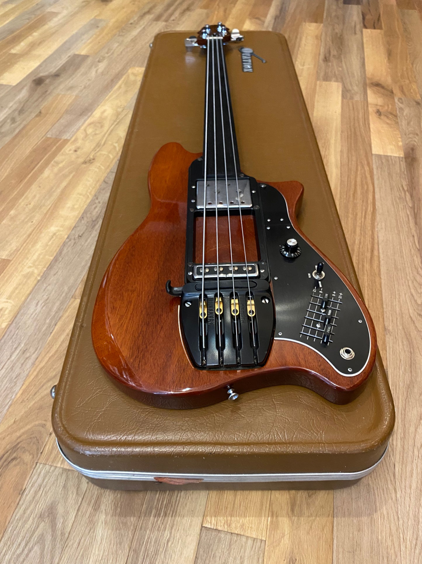 1979 Ovation Magnum II Fretless - MINT